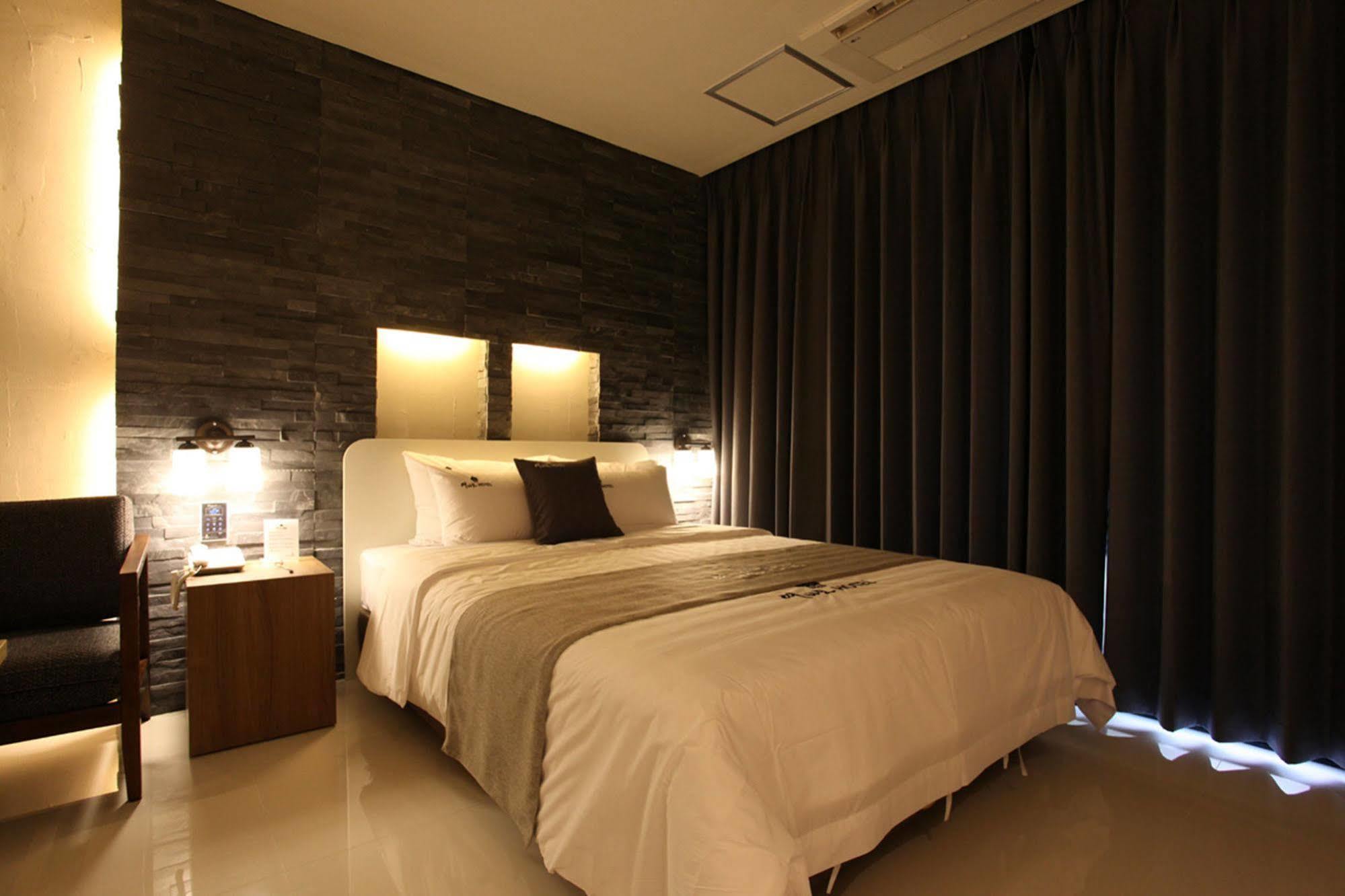 פוצ'און Drive In Hotel Tiamo מראה חיצוני תמונה